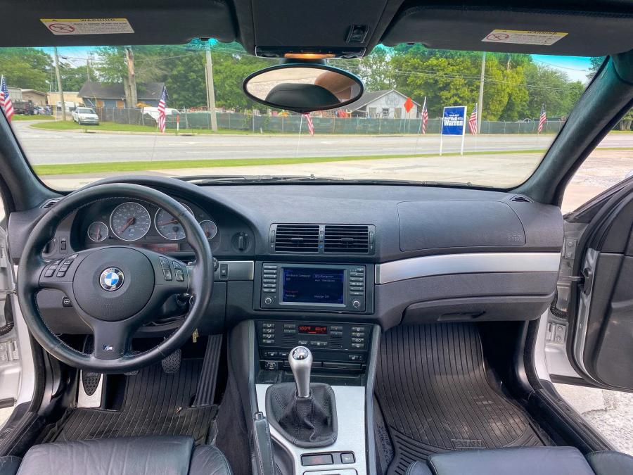 Торпедо BMW M5 (E39) 2003 года  (фото 145 из 148)